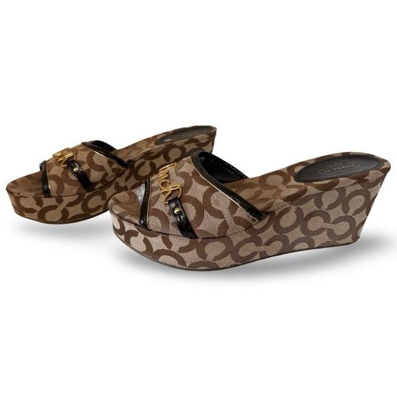 Preloved Authentic Coach Carissa Wedge - Picture 4 of 9